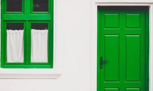 doors-ontario-green-paint-for-curb-appeal-705x280